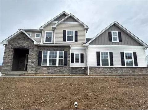 4714 Farrcroft Dr #110, Forks Twp, PA 18040