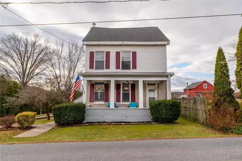 4242 Dillingersville Rd, Zionsville, PA 18092