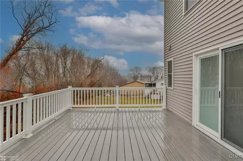 1610 Clauser St, Hellertown, PA 18055 photo 31