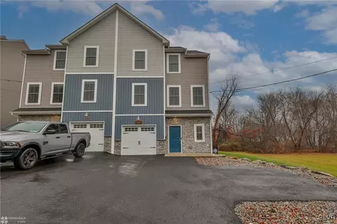 1610 Clauser St, Hellertown, PA 18055