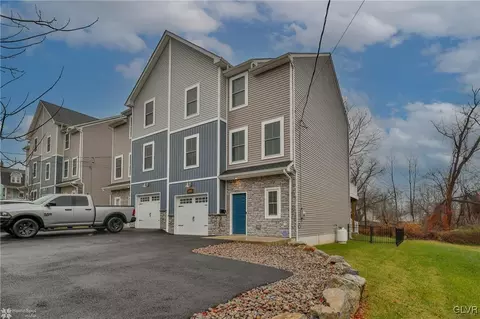 1610 Clauser St, Hellertown, PA 18055 photo 35
