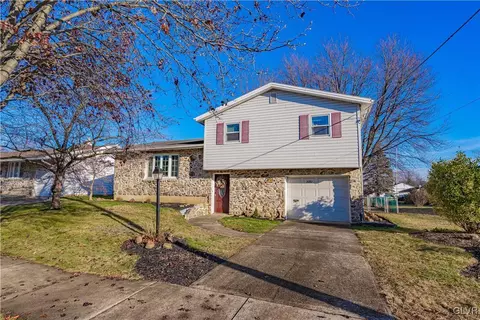 2087 Kensington Rd, Bethlehem, PA 18018