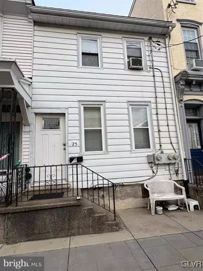 25 S 4th St, Hamburg, PA 19526