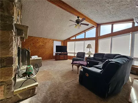 800 Copella Rd, Bath, PA 18014 photo 16