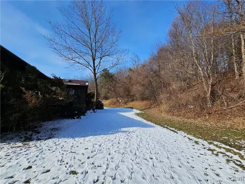 800 Copella Rd, Bath, PA 18014 photo 34