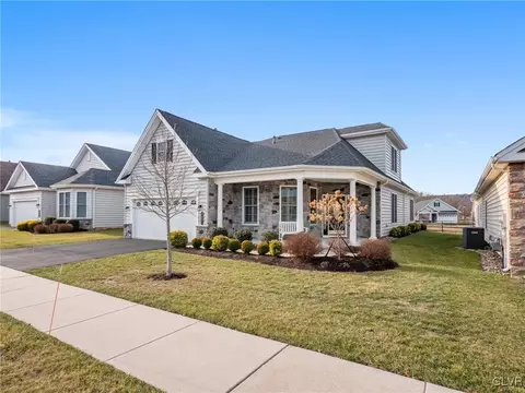 4601 Capital Dr, Center Valley, PA 18034