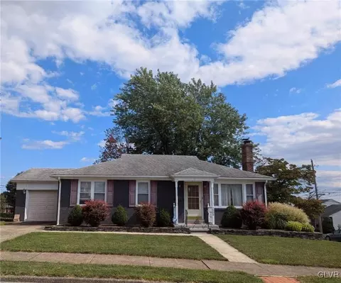1504 Engelwood St, Bethlehem, PA 18017