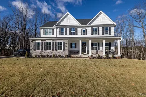 1523 Jays Run, Fogelsville, PA 18051