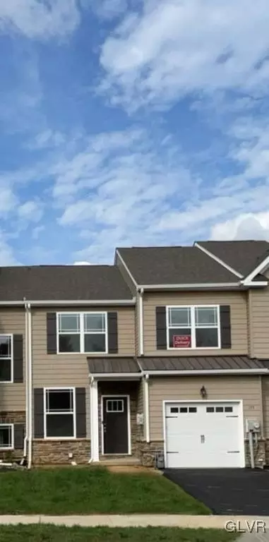 175 Maureen Ln #48-20, Allentown, PA 18104