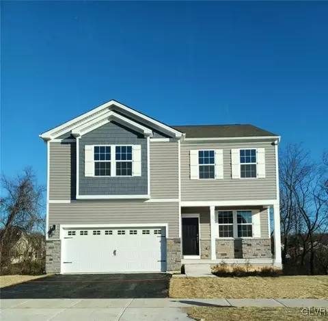 309 Knollwood Dr, Forks Twp, PA 18040