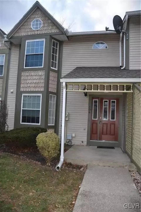 104 Freedom Ct, Bethlehem, PA 18020