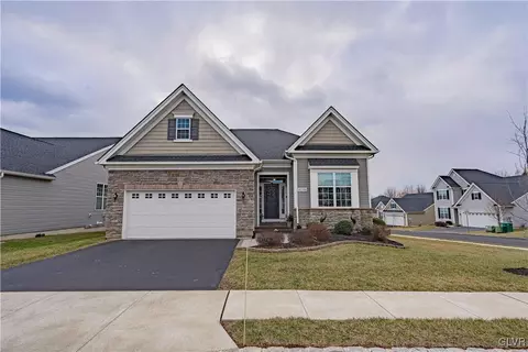 4096 Rutz Ln, Allentown, PA 18104