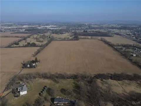 Hecktown Road, Bethlehem Twp, PA 18020
