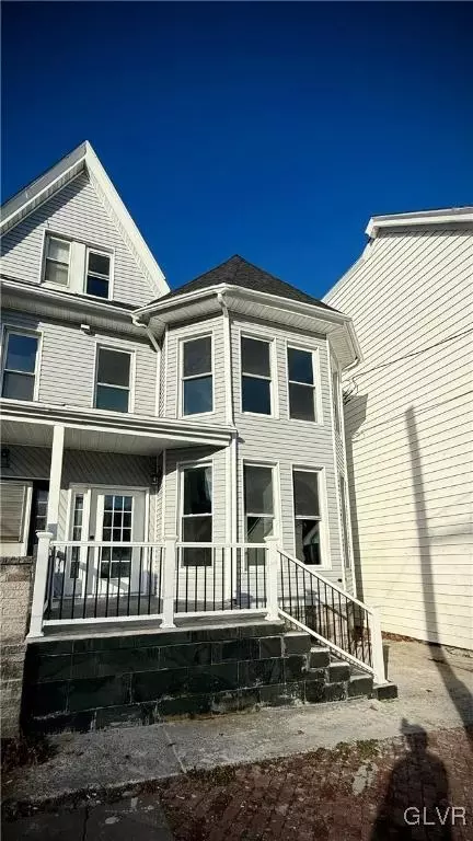 421 W Broad St, Tamaqua, PA 18252