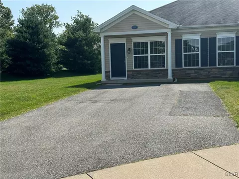 206 Huntington Ln, Forks Twp, PA 18040