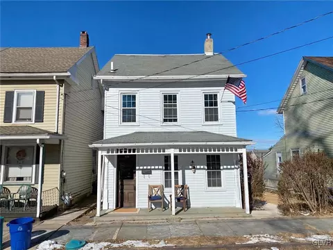 935 W Lincoln St, Easton, PA 18042