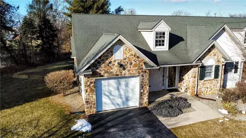 1355 Harvest Dr S, Forks Twp, PA 18040