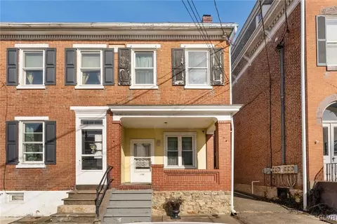 125 W Philadelphia Ave, Boyertown, PA 19512