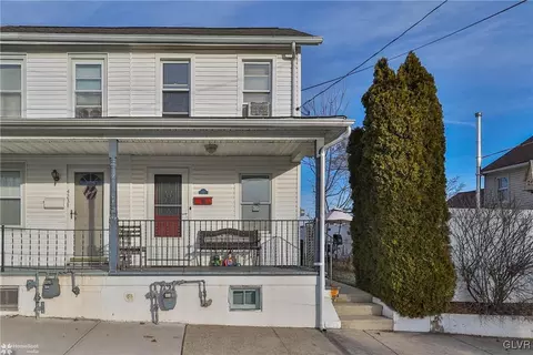 421 Front St, Easton, PA 18042