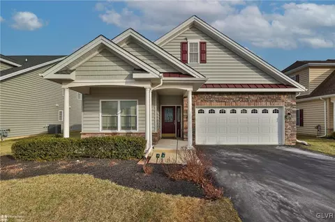 2612 Union Ct, Bethlehem, PA 18017
