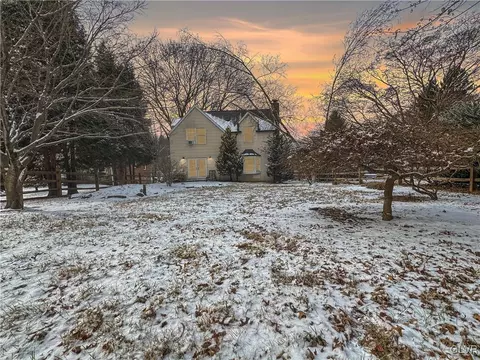 3213 Center St, Bethlehem, PA 18017