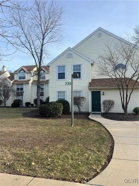 7359 Sauerkraut Ln #Q, Macungie, PA 18062