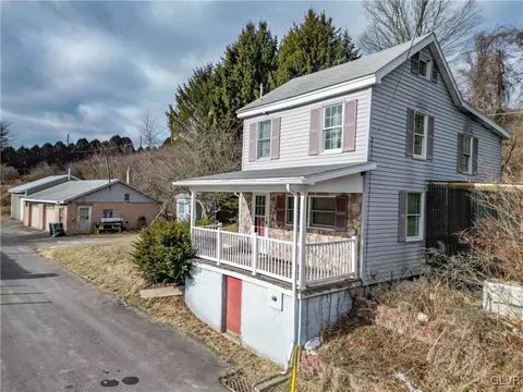 135 Chee St, Barnesville, PA 18214