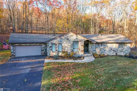 1006 Constitution Ave, Pen Argyl, PA 18072