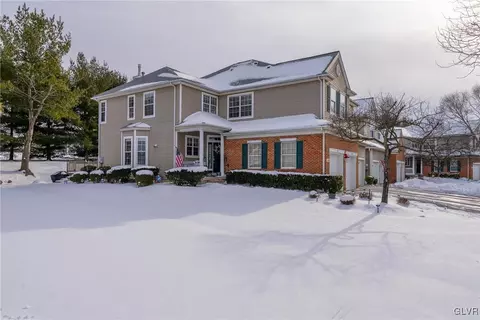 4208 Creek Rd, Allentown, PA 18104