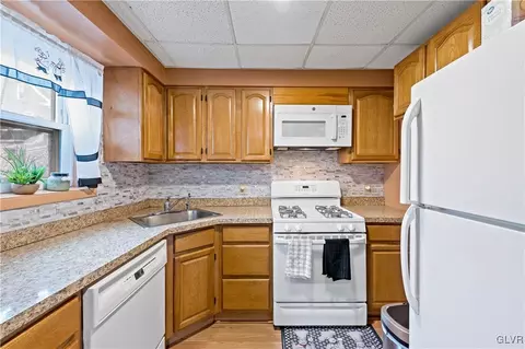 314 Goepp St, Bethlehem, PA 18018 photo 14