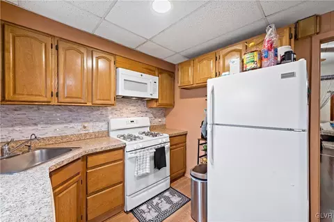 314 Goepp St, Bethlehem, PA 18018 photo 16