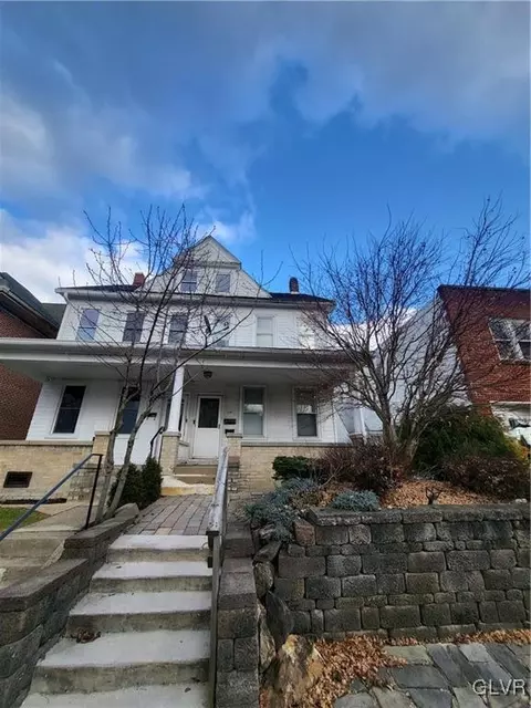106 S 18th St, Easton, PA 18042