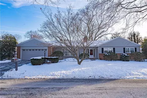 3336 W Congress St, Allentown, PA 18104
