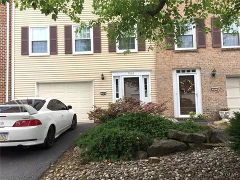 956 Barnside Rd, Allentown, PA 18103