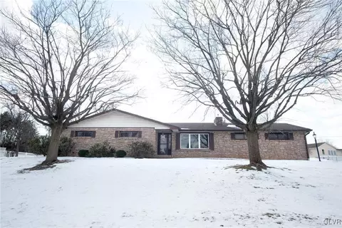 5838 Mertz Dr, Allentown, PA 18104