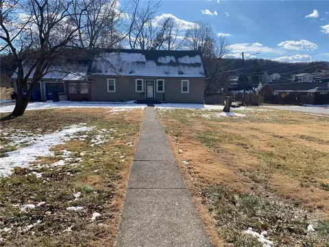 282 13th Ave, Bethlehem, PA 18018 photo 2
