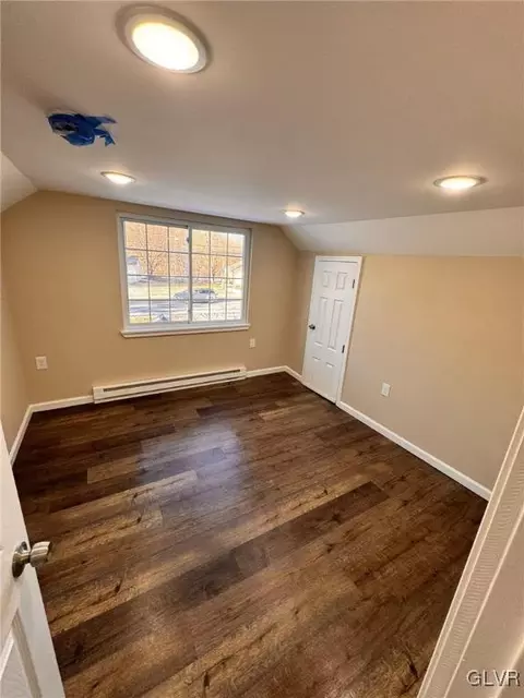 1054 Interchange Rd, Gilbert, PA 18331 photo 16