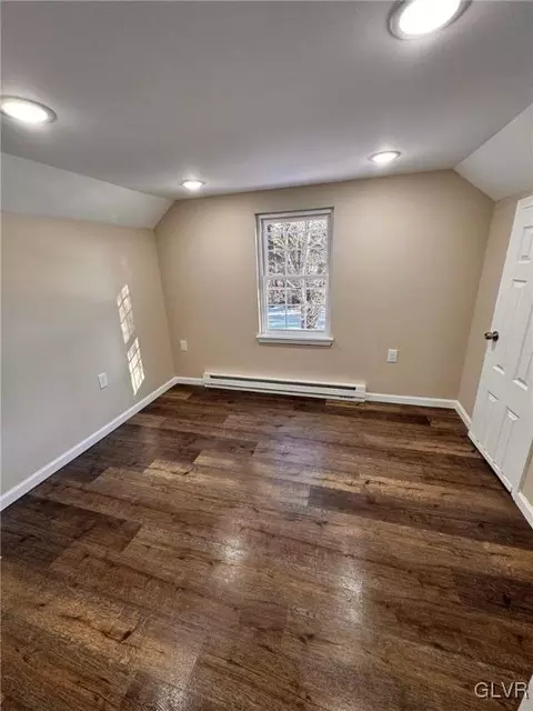 1054 Interchange Rd, Gilbert, PA 18331 photo 7