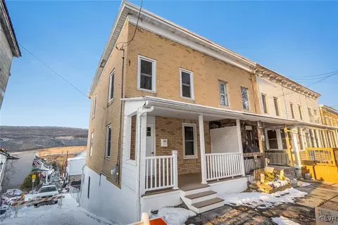 264 E High St, Coaldale, PA 18218