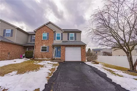 2735 Chestnut Ln, Forks Twp, PA 18040