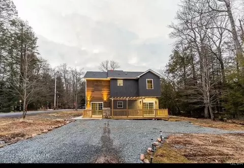 146 Tanglewood Dr, Albrightsville, PA 18210