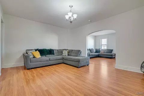 2153 Main St, Bethlehem, PA 18017 photo 11