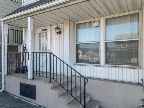 2153 Main St, Bethlehem, PA 18017 photo 4