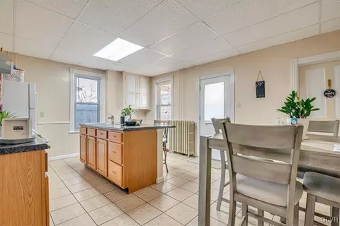 2153 Main St, Bethlehem, PA 18017 photo 18