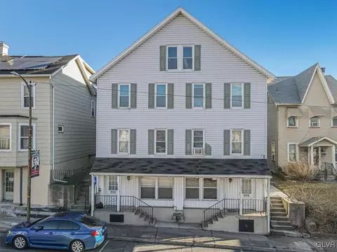 2153 Main St, Bethlehem, PA 18017 photo 2