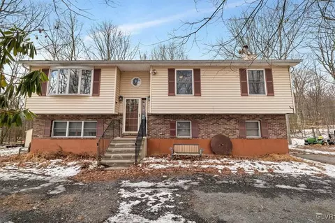 749 Dotters Corner Rd, Kunkletown, PA 18058