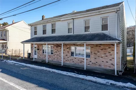 110 East Ctr, Tremont, PA 17981