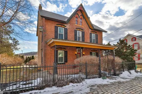 3244 Rt 212, Hellertown, PA 18055