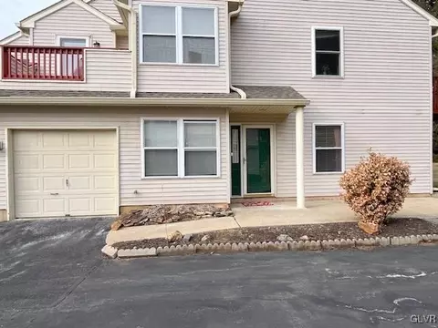 186 Lindfield Cir, Macungie, PA 18062