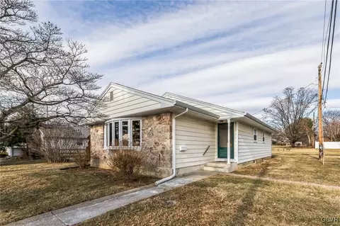 533 Macungie Ave, Emmaus, PA 18049